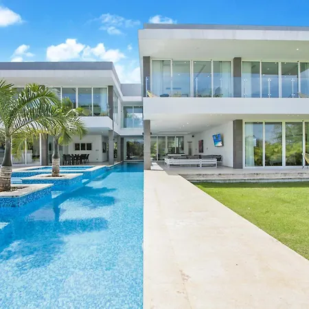 Modern Brand New Villa With Pool, Jacuzzi, Chef At Cocotal Golf & Country Club